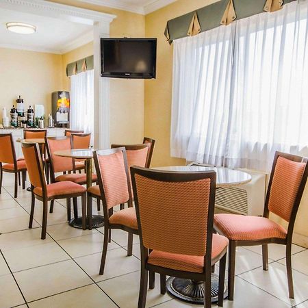 Quality Inn East Evansville Ngoại thất bức ảnh
