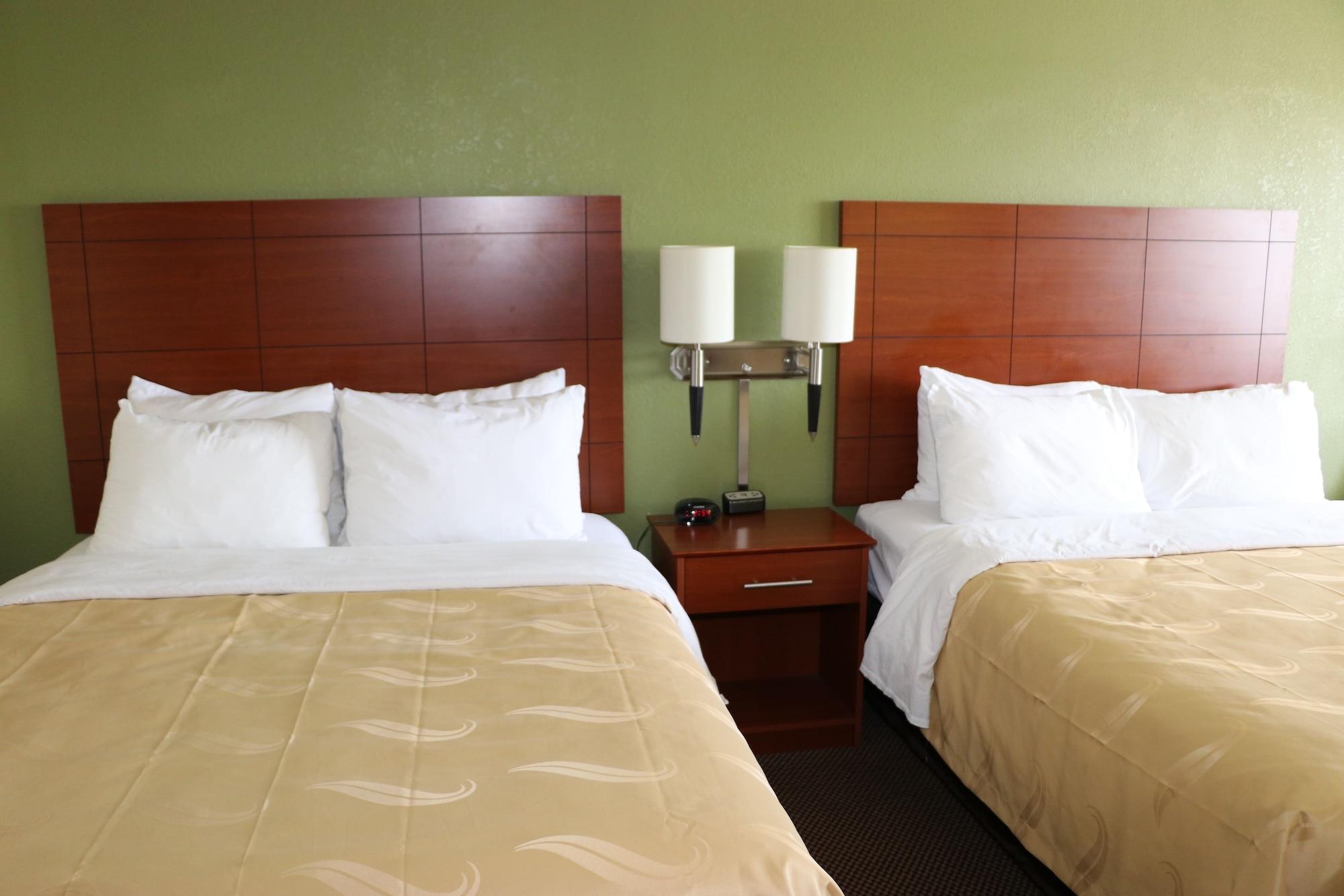Quality Inn East Evansville Ngoại thất bức ảnh