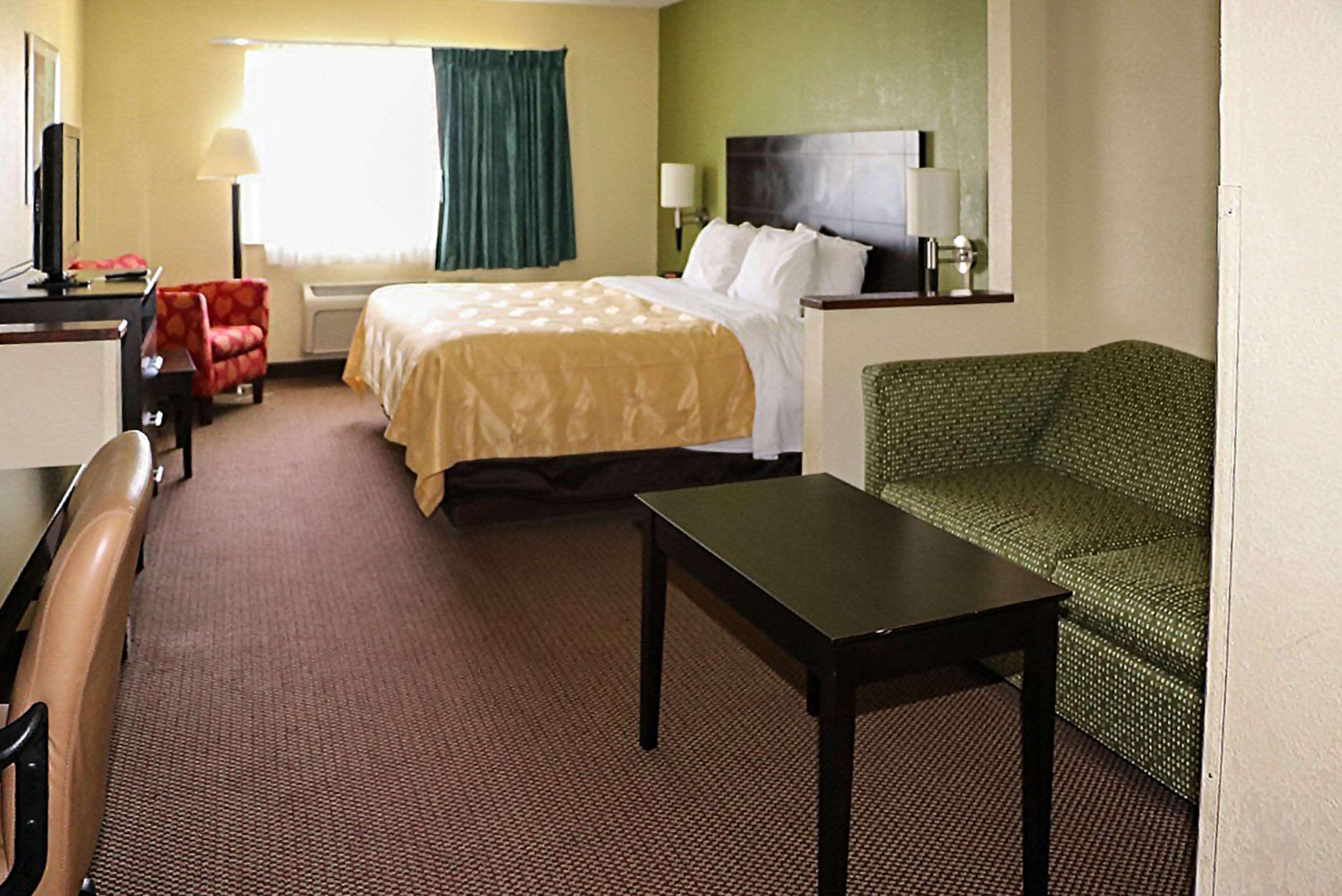 Quality Inn East Evansville Ngoại thất bức ảnh