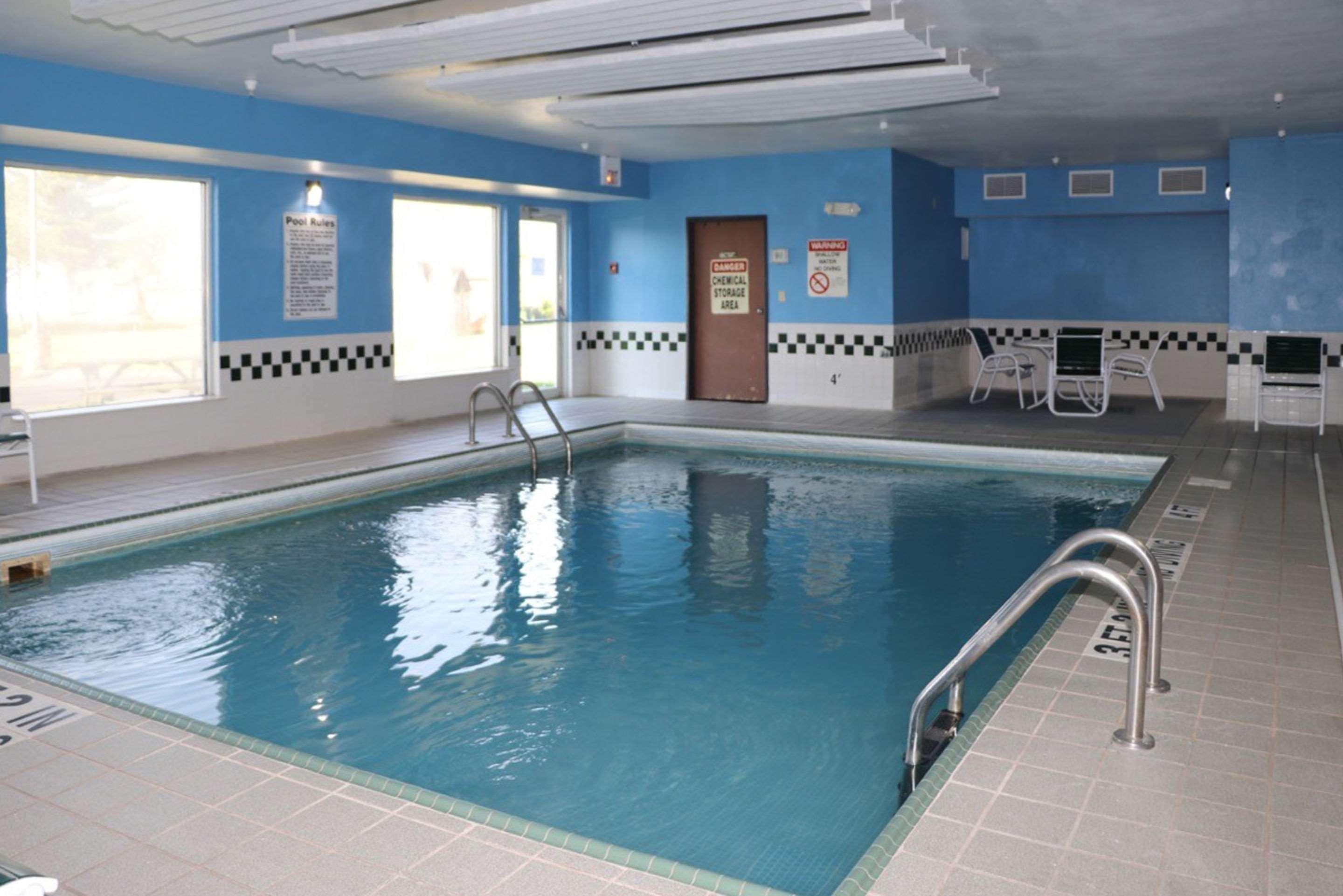 Quality Inn East Evansville Ngoại thất bức ảnh