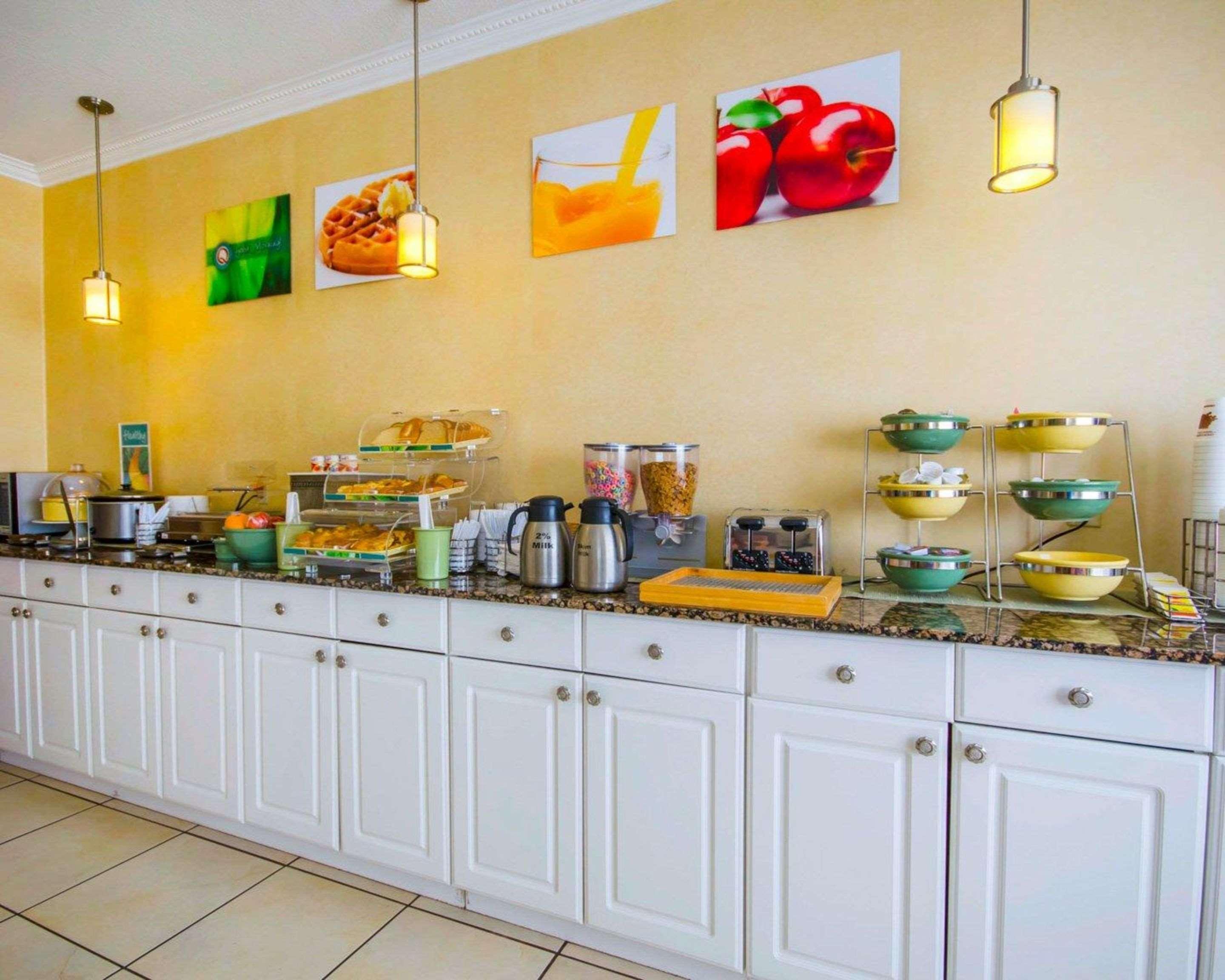 Quality Inn East Evansville Ngoại thất bức ảnh