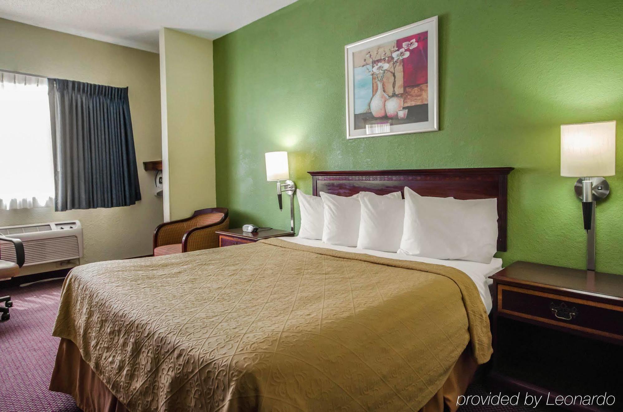Quality Inn East Evansville Ngoại thất bức ảnh