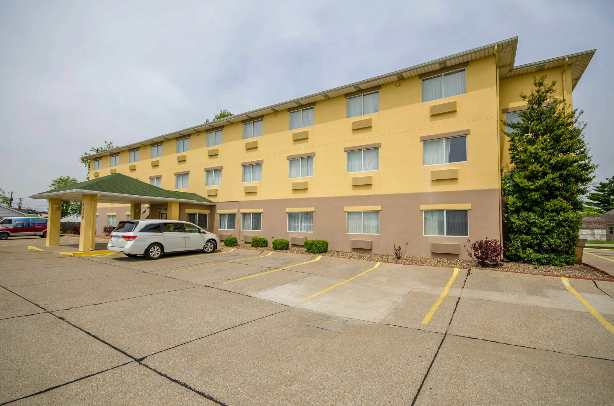 Quality Inn East Evansville Ngoại thất bức ảnh